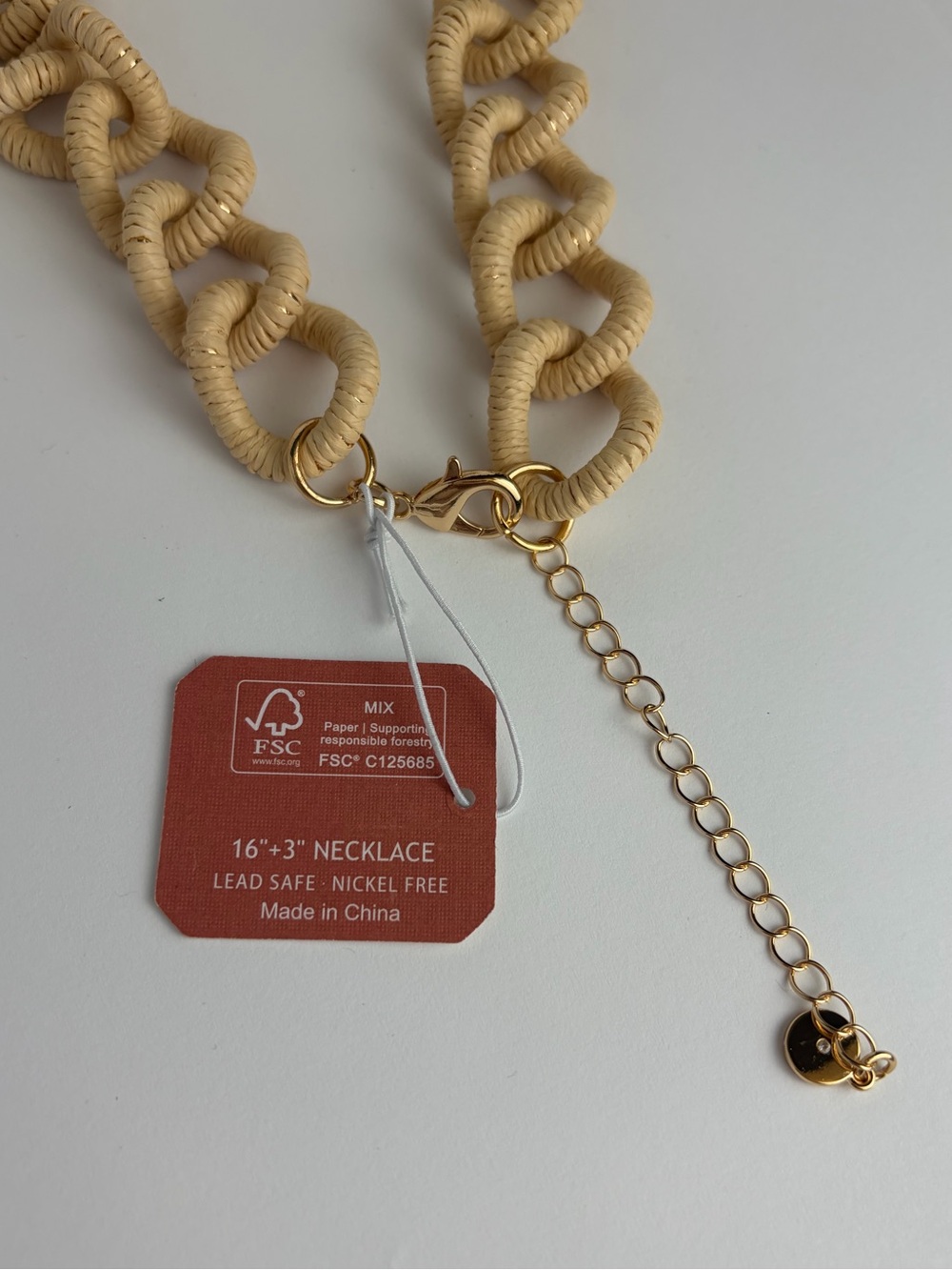 NWT ⚜️ 👑⚜️ Camila Coelho Woven Raffia Link Statement Necklace - Picture 13 of 13